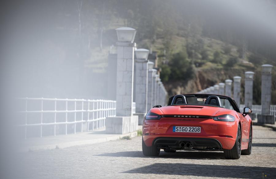  Porsche 718 Boxster T (982) 2019 года  (WW) (фото 28 из 52)
